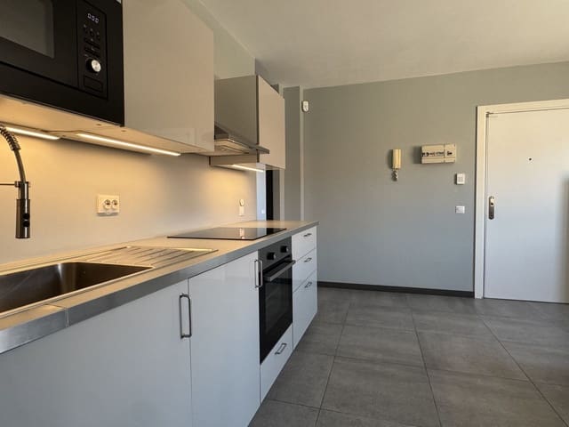 2 sovrum Lägenhet till salu i Centro ciudad, Fuengirola - 295 000 € (Ref: 10143102)
