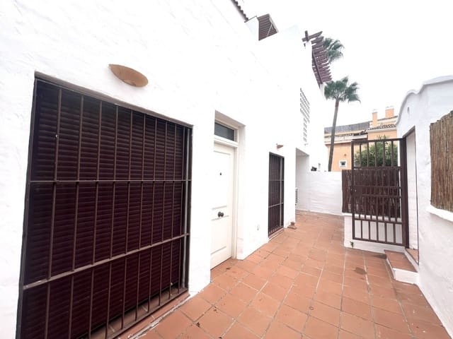 3 quarto Apartamento para venda em Nueva Andalucia, Marbella com piscina - 395 000 € (Ref: 10143103)