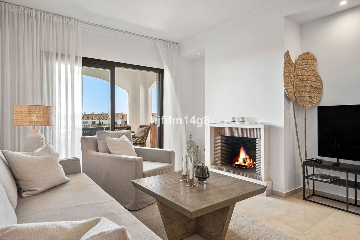 2 quarto Apartamento para venda em Nueva Andalucia com piscina garagem - 799 000 € (Ref: 10143106)