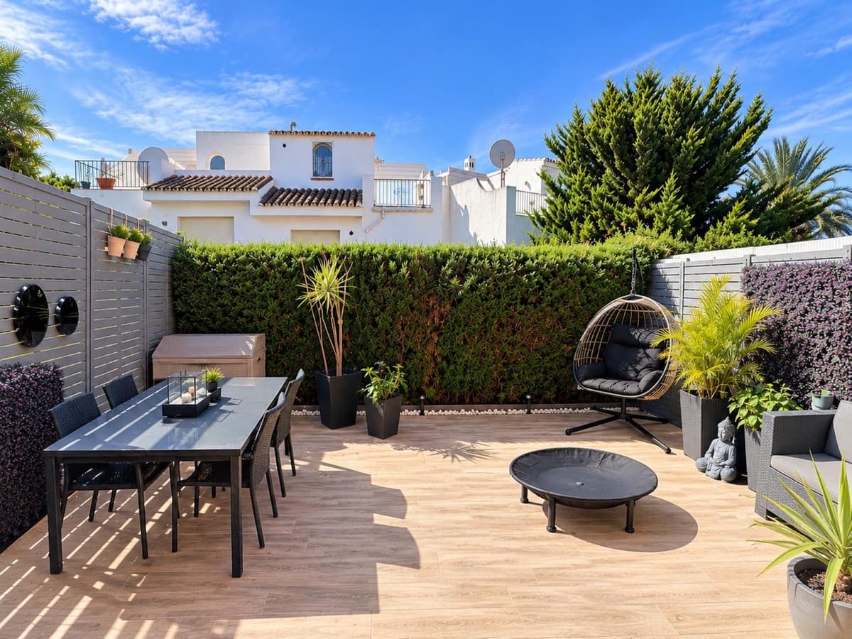 3 bedroom Villa for sale in Manilva with pool garage - € 349,000 (Ref: 10143112)