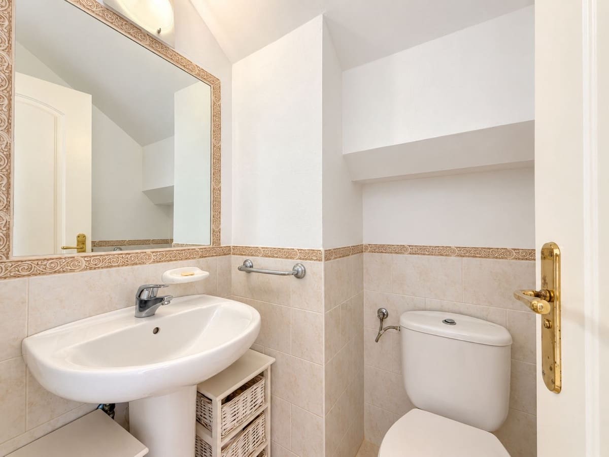 3 bedroom Villa for sale in Manilva with pool garage - € 349,000 (Ref: 10143112)