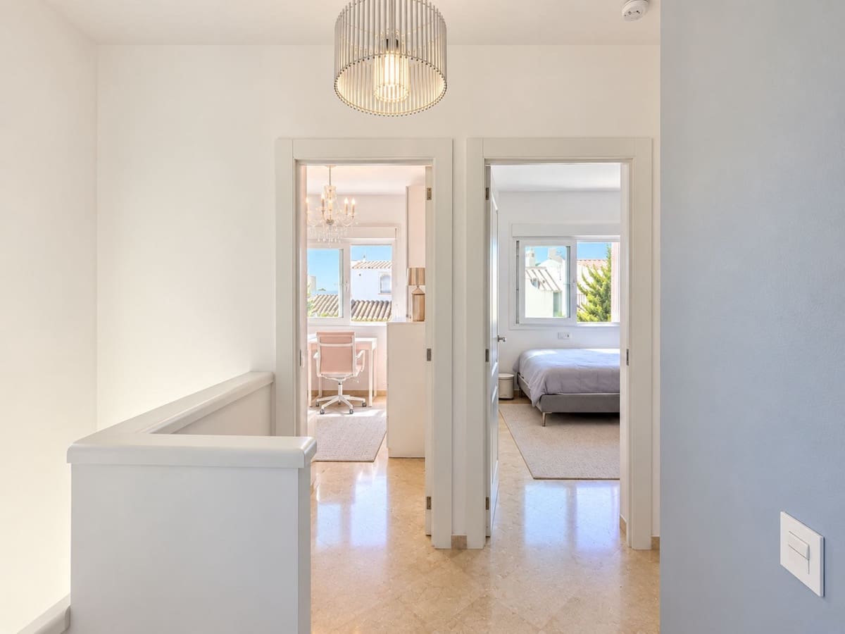 3 bedroom Villa for sale in Manilva with pool garage - € 349,000 (Ref: 10143112)