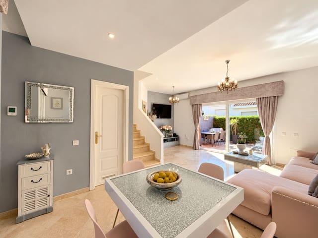 3 soveværelse Villa til salg i Castillo de la Duquesa, Manilva med swimmingpool garage - € 349.000 (Ref: 10143112)