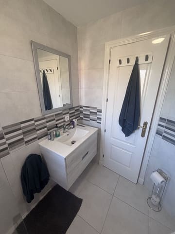 4 sypialnia Dom na sprzedaż w Alcorrín, Manilva z basenem - 575 000 € (Ref: 10143120)