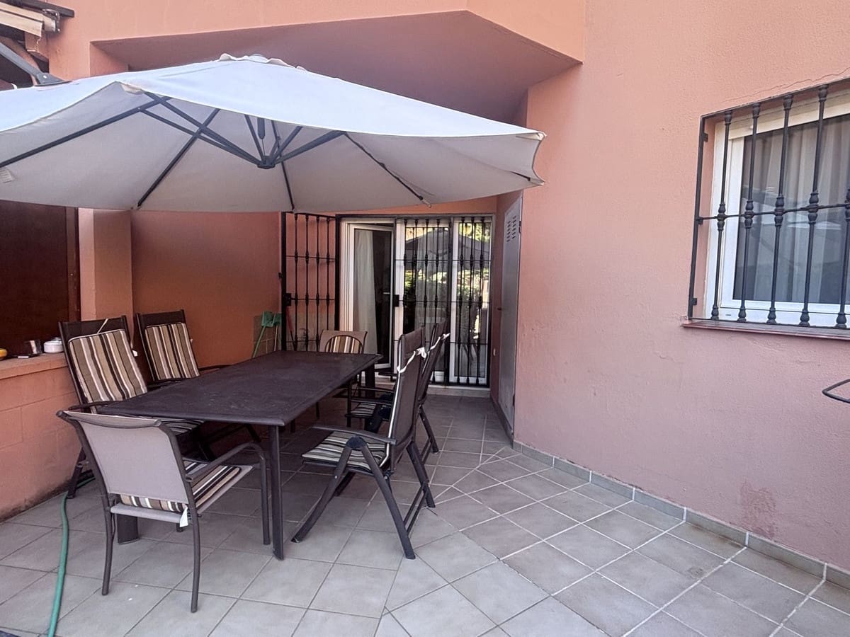 4 sypialnia Dom na sprzedaż w Manilva z basenem - 575 000 € (Ref: 10143120)