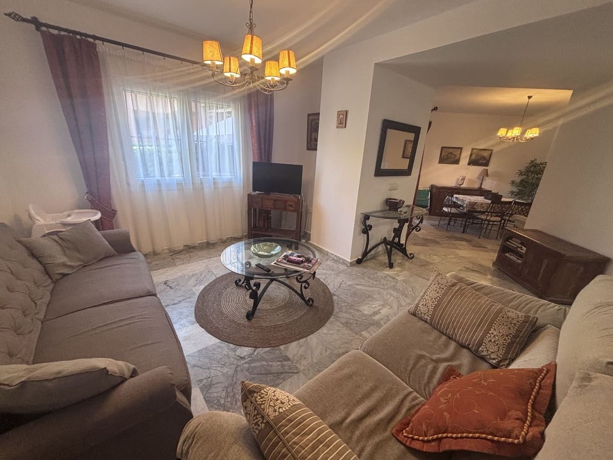 4 sypialnia Dom na sprzedaż w Manilva z basenem - 575 000 € (Ref: 10143120)