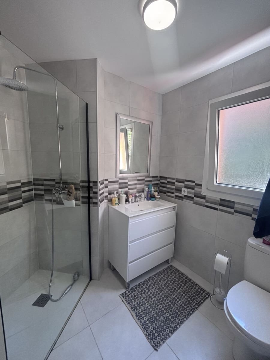 4 sypialnia Dom na sprzedaż w Manilva z basenem - 575 000 € (Ref: 10143120)