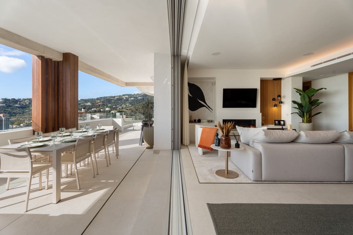 3 slaapkamer Appartement te koop in La Quinta met zwembad garage - € 1.595.000 (Ref: 10143126)