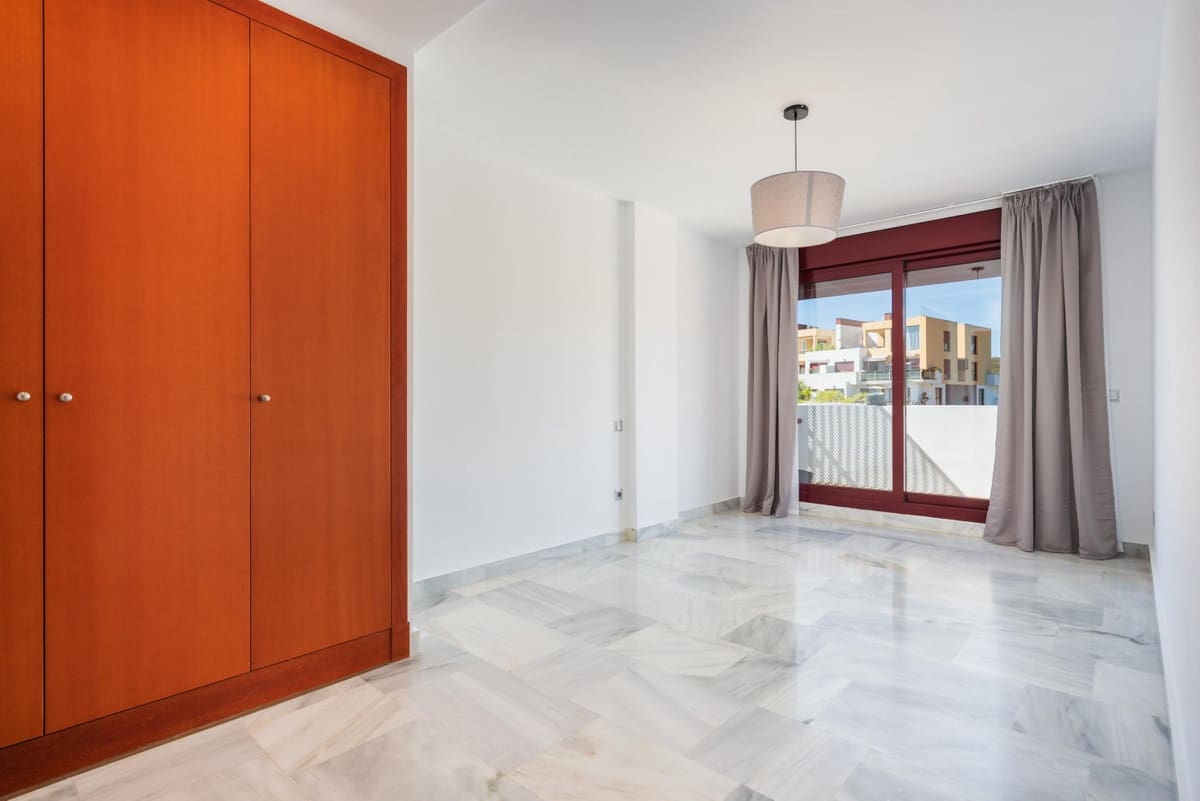 3 soveværelse Lejlighed til salg i Benahavis med swimmingpool garage - € 399.000 (Ref: 10143129)