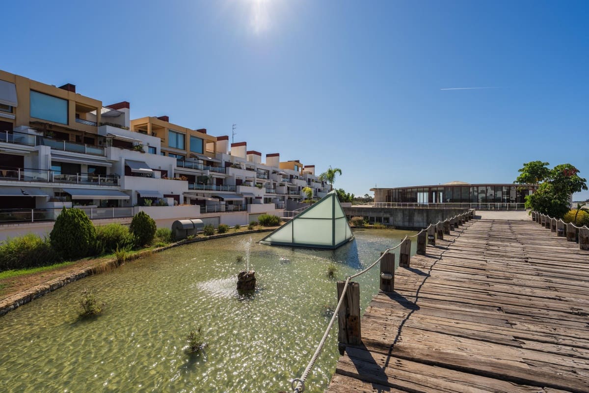 3 soveværelse Lejlighed til salg i Benahavis med swimmingpool garage - € 399.000 (Ref: 10143129)