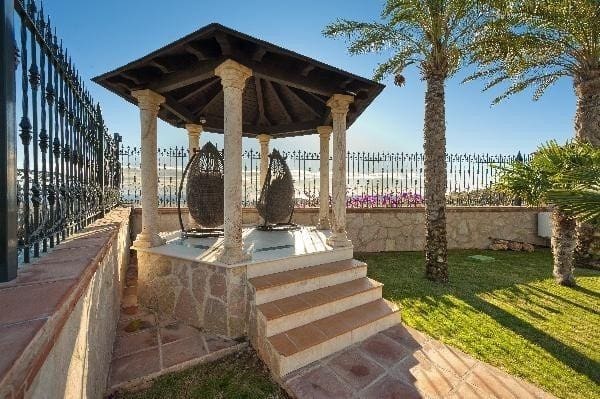 Chalet de 7 habitaciones en Mijas en venta con piscina garaje - 5.600.000 € (Ref: 10143140)
