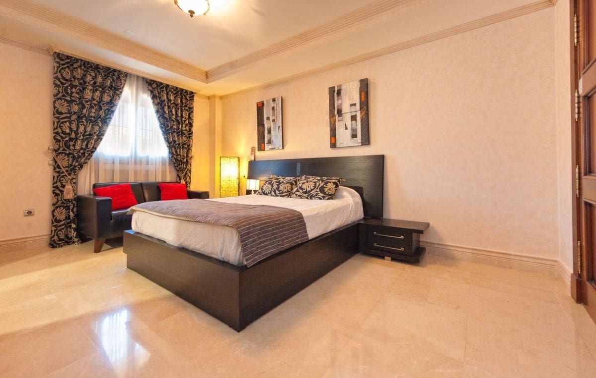 Chalet de 7 habitaciones en Mijas en venta con piscina garaje - 5.600.000 € (Ref: 10143140)