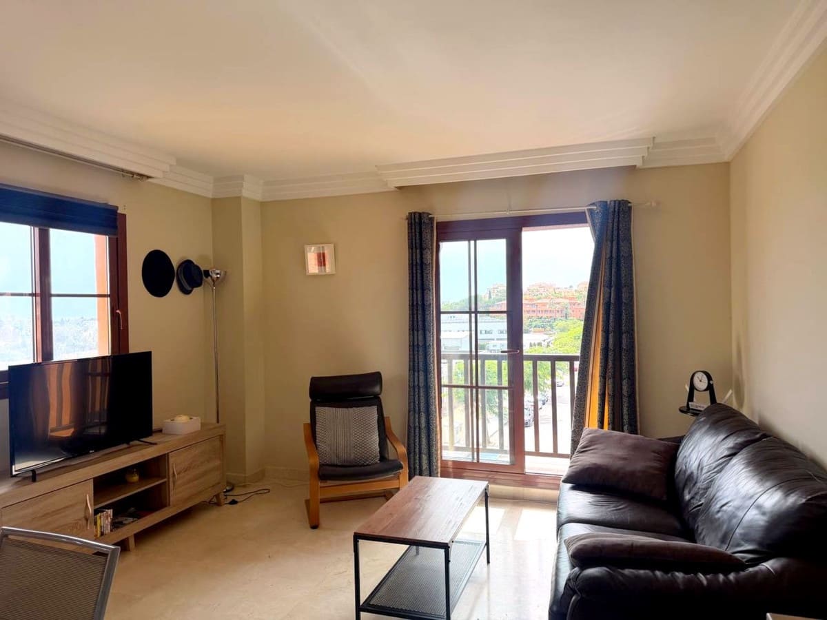 2 soverom Leilighet til salgs i Benahavis med svømmebasseng garasje - € 480 000 (Ref: 10143143)