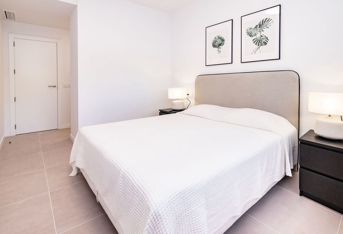 2 soveværelse Lejlighed til salg i Bel-Air med swimmingpool garage - € 443.000 (Ref: 10143146)