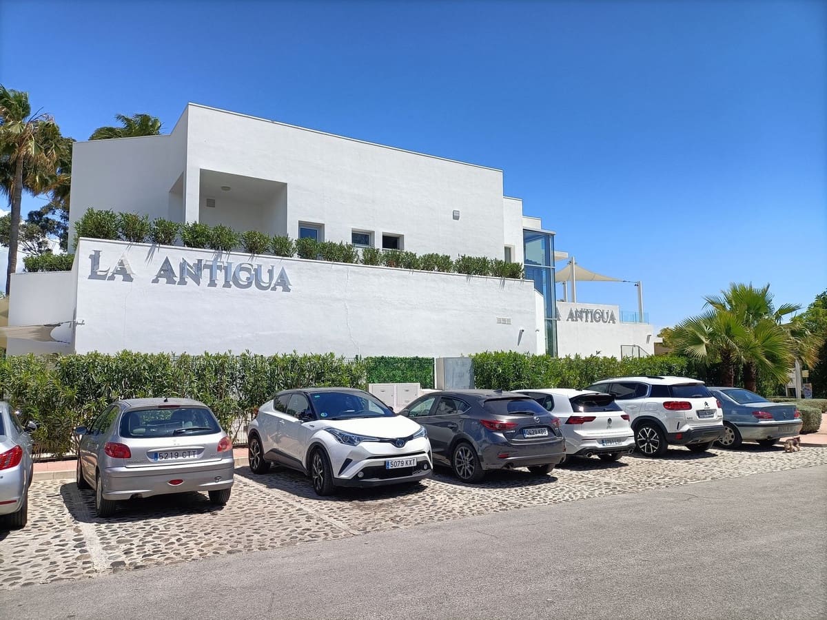 2 soveværelse Lejlighed til salg i Bel-Air med swimmingpool garage - € 443.000 (Ref: 10143146)
