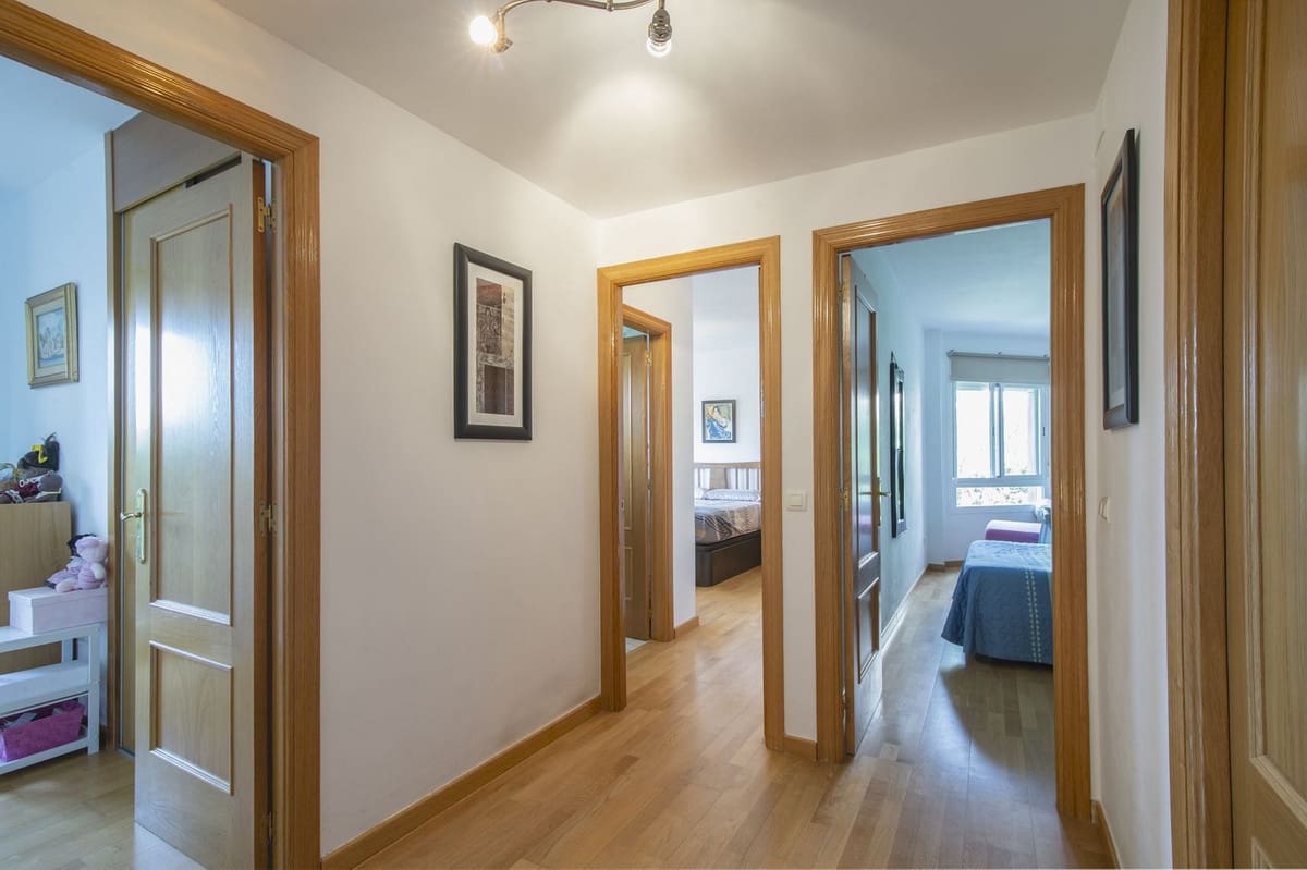 3 soverom Villa til salgs i Estepona med svømmebasseng garasje - € 390 000 (Ref: 10143148)