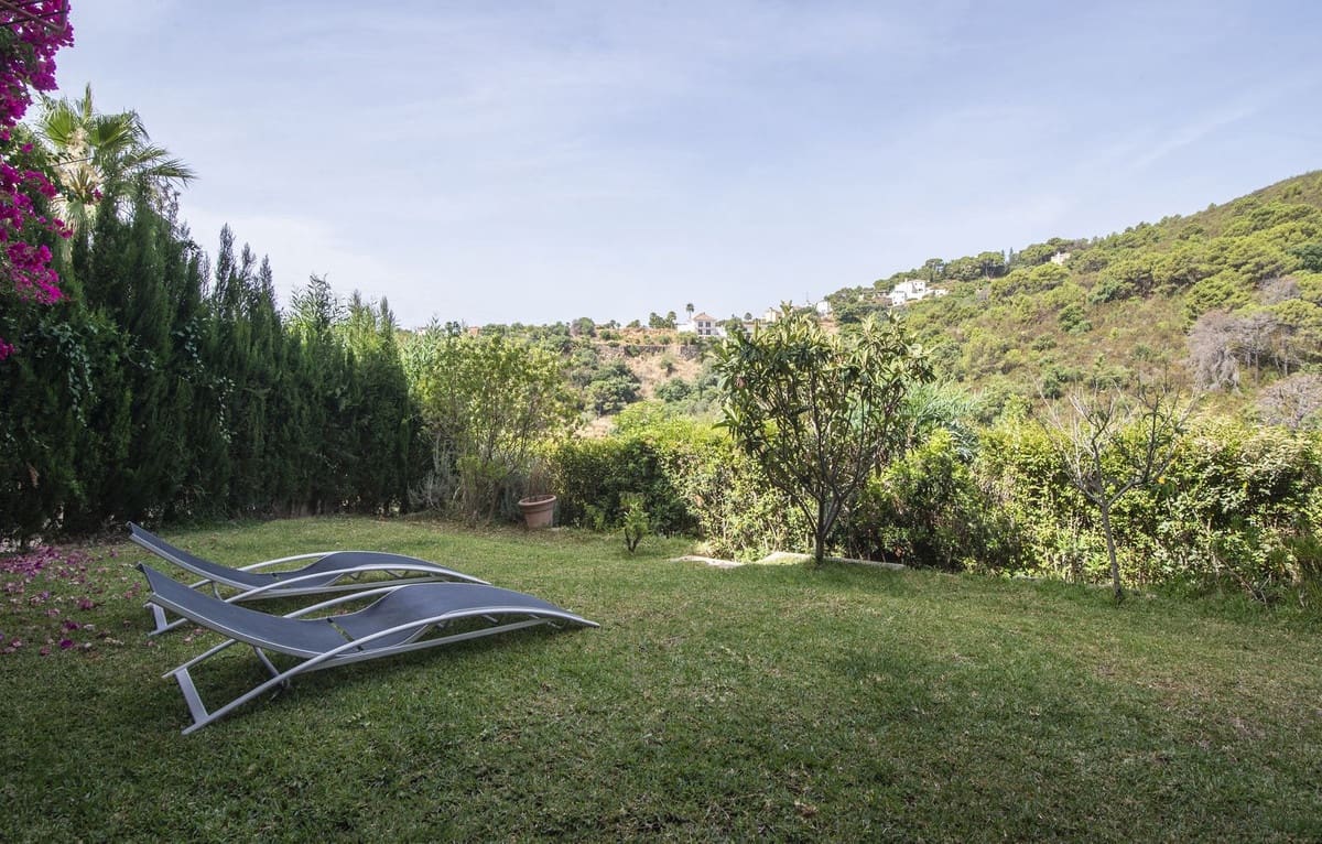 3 soverom Villa til salgs i Estepona med svømmebasseng garasje - € 390 000 (Ref: 10143148)