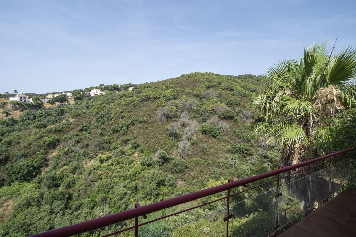3 soverom Villa til salgs i Estepona med svømmebasseng garasje - € 390 000 (Ref: 10143148)