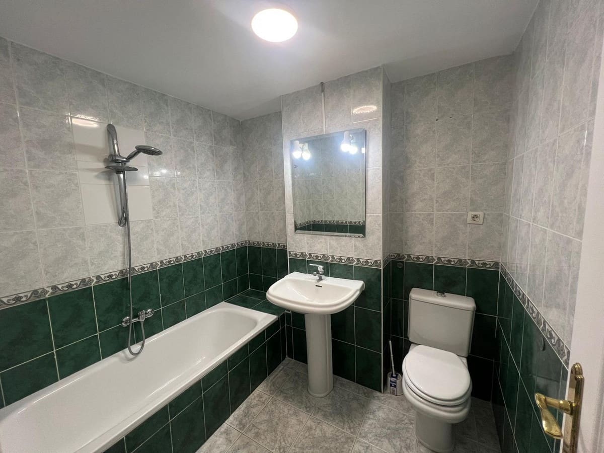 2 slaapkamer Appartement te koop in Mijas met zwembad garage - € 295.000 (Ref: 10143186)