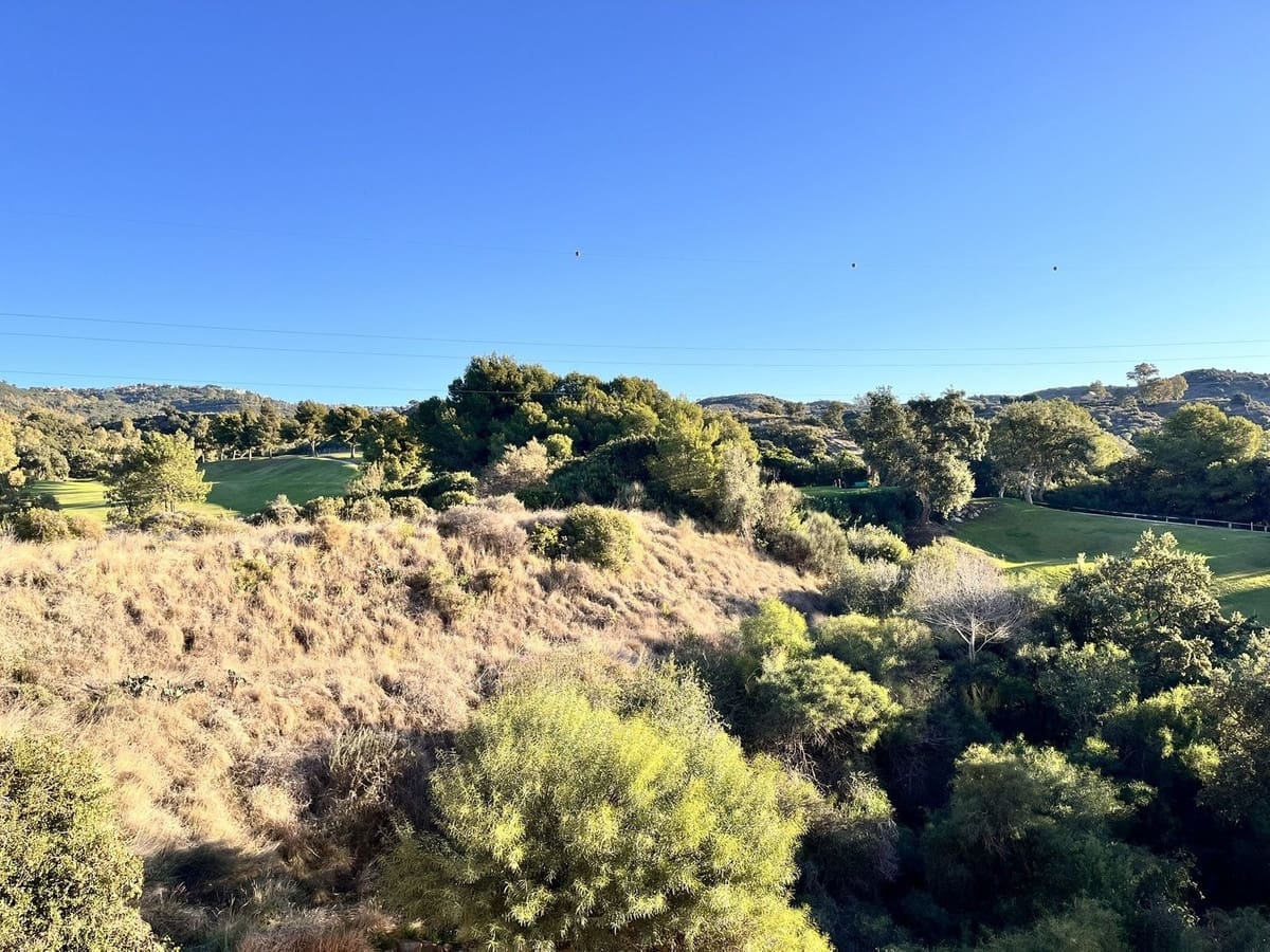 2 bedroom Apartment for sale in Marbella with pool garage - € 385,000 (Ref: 10143188)