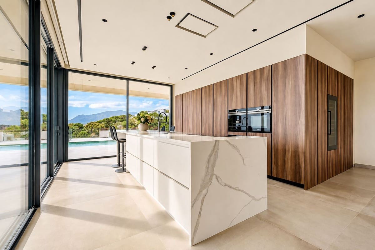5 soverom Villa til salgs i Benahavis med svømmebasseng garasje - € 3 850 000 (Ref: 10143189)