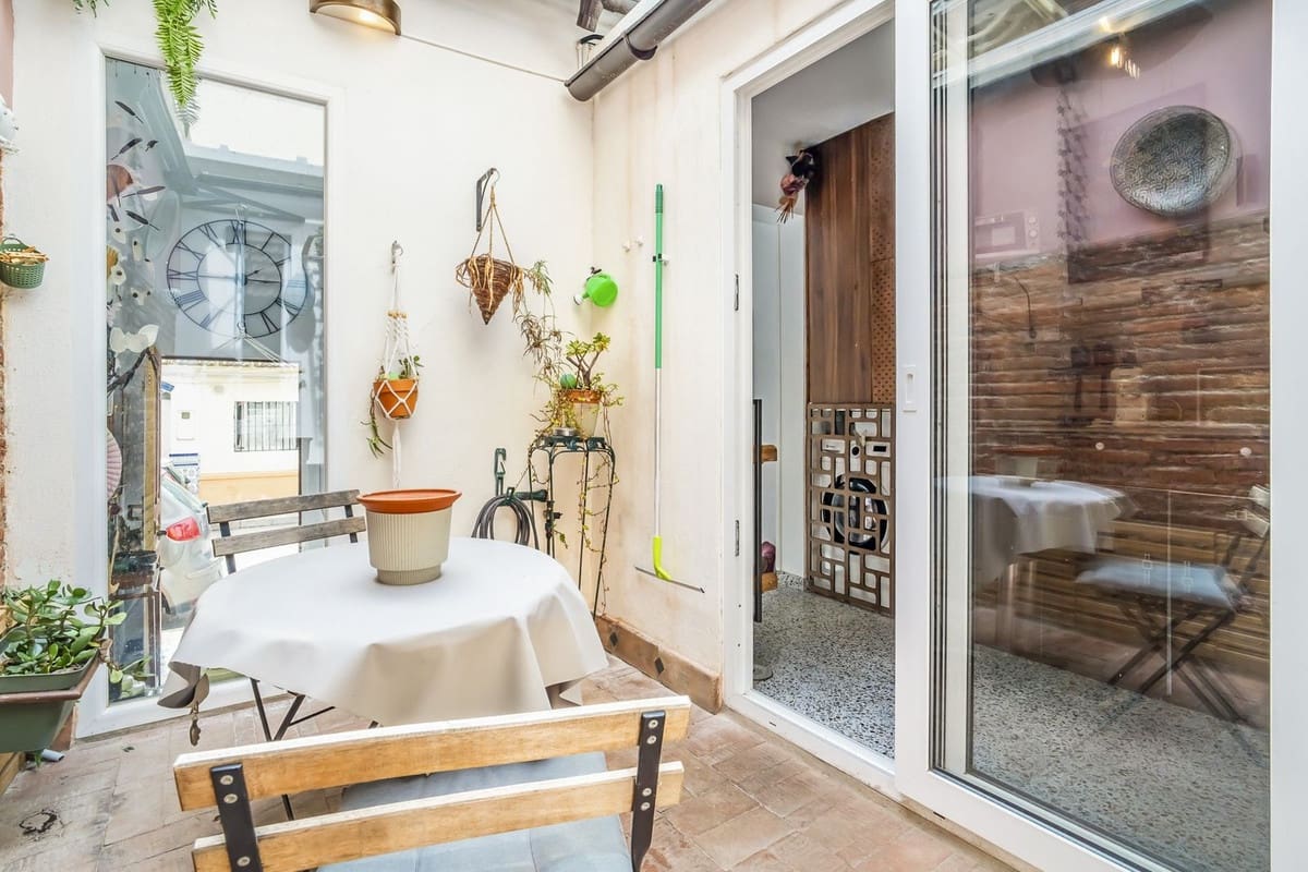 2 bedroom Townhouse for sale in Malaga city - € 244,000 (Ref: 10143204)