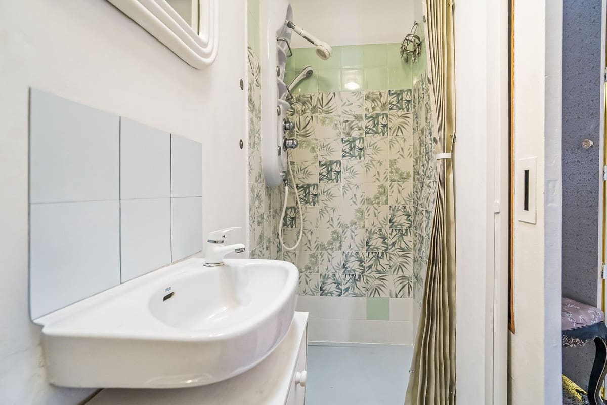 2 bedroom Townhouse for sale in Malaga city - € 244,000 (Ref: 10143204)