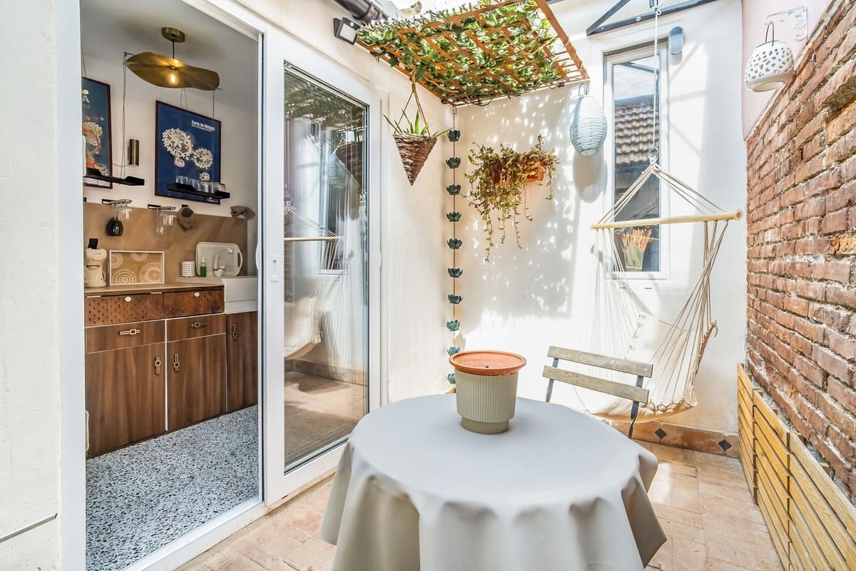 2 bedroom Townhouse for sale in Malaga city - € 244,000 (Ref: 10143204)