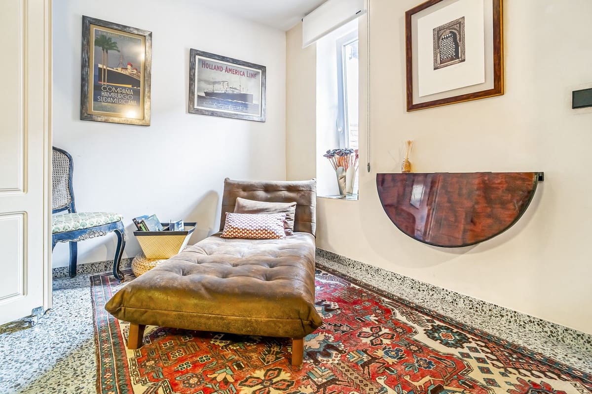 2 bedroom Townhouse for sale in Malaga city - € 244,000 (Ref: 10143204)