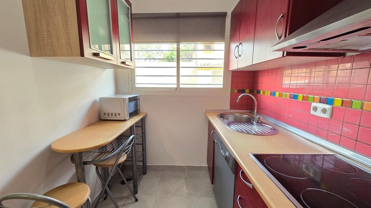 2 bedroom Townhouse for sale in Torremolinos - € 260,000 (Ref: 10143206)