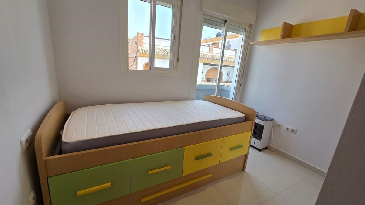 2 bedroom Townhouse for sale in Torremolinos - € 260,000 (Ref: 10143206)