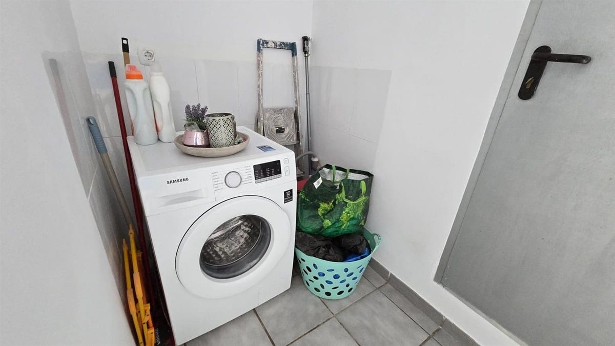 2 bedroom Townhouse for sale in Torremolinos - € 260,000 (Ref: 10143206)