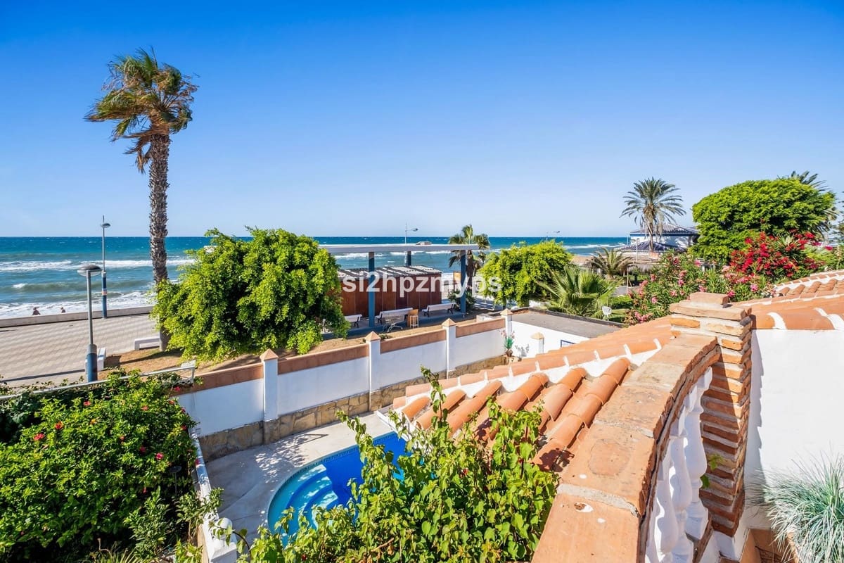 5 quarto Moradia para venda em Torrox-Costa com piscina garagem - 1 300 000 € (Ref: 10143216)