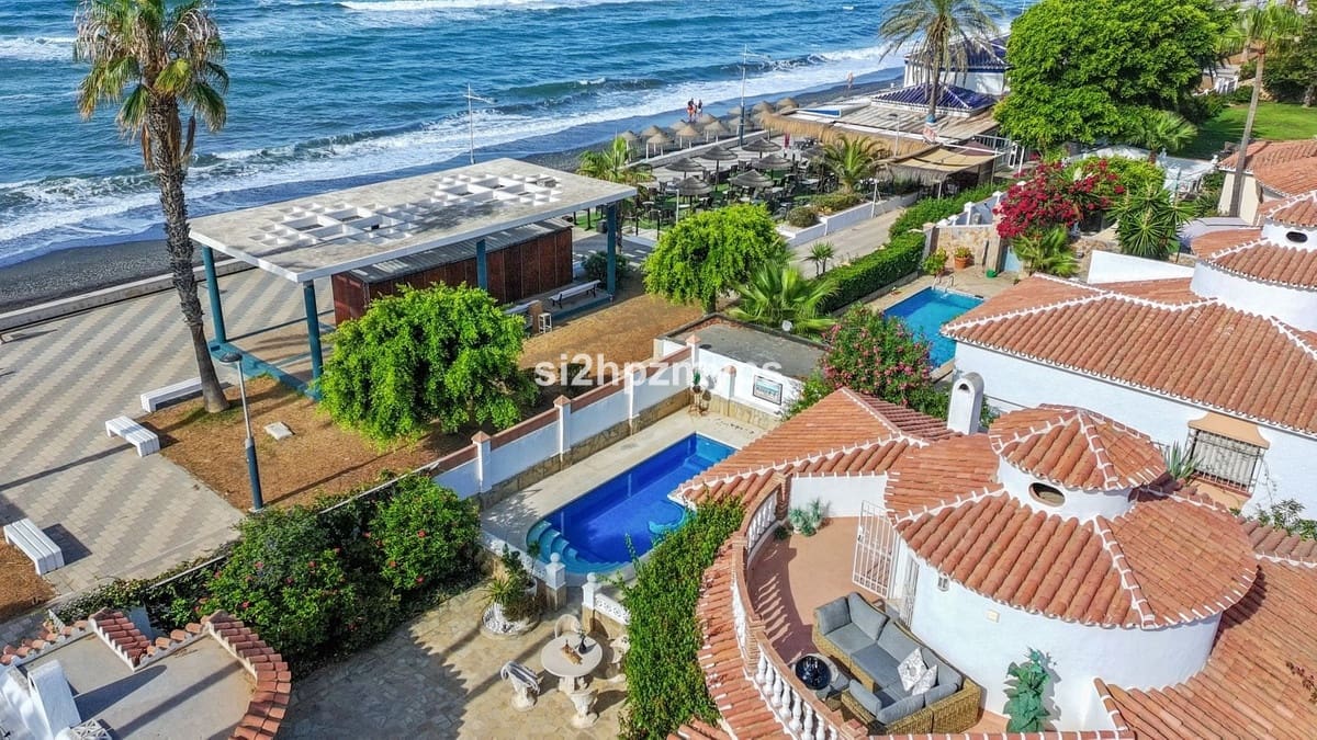 5 quarto Moradia para venda em Torrox-Costa com piscina garagem - 1 300 000 € (Ref: 10143216)