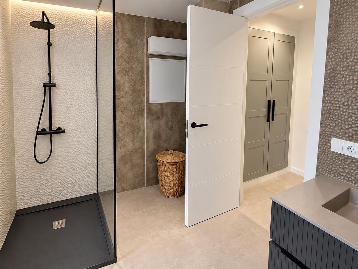 3 slaapkamer Appartement te koop in Riviera del Sol met zwembad garage - € 599.000 (Ref: 10143219)