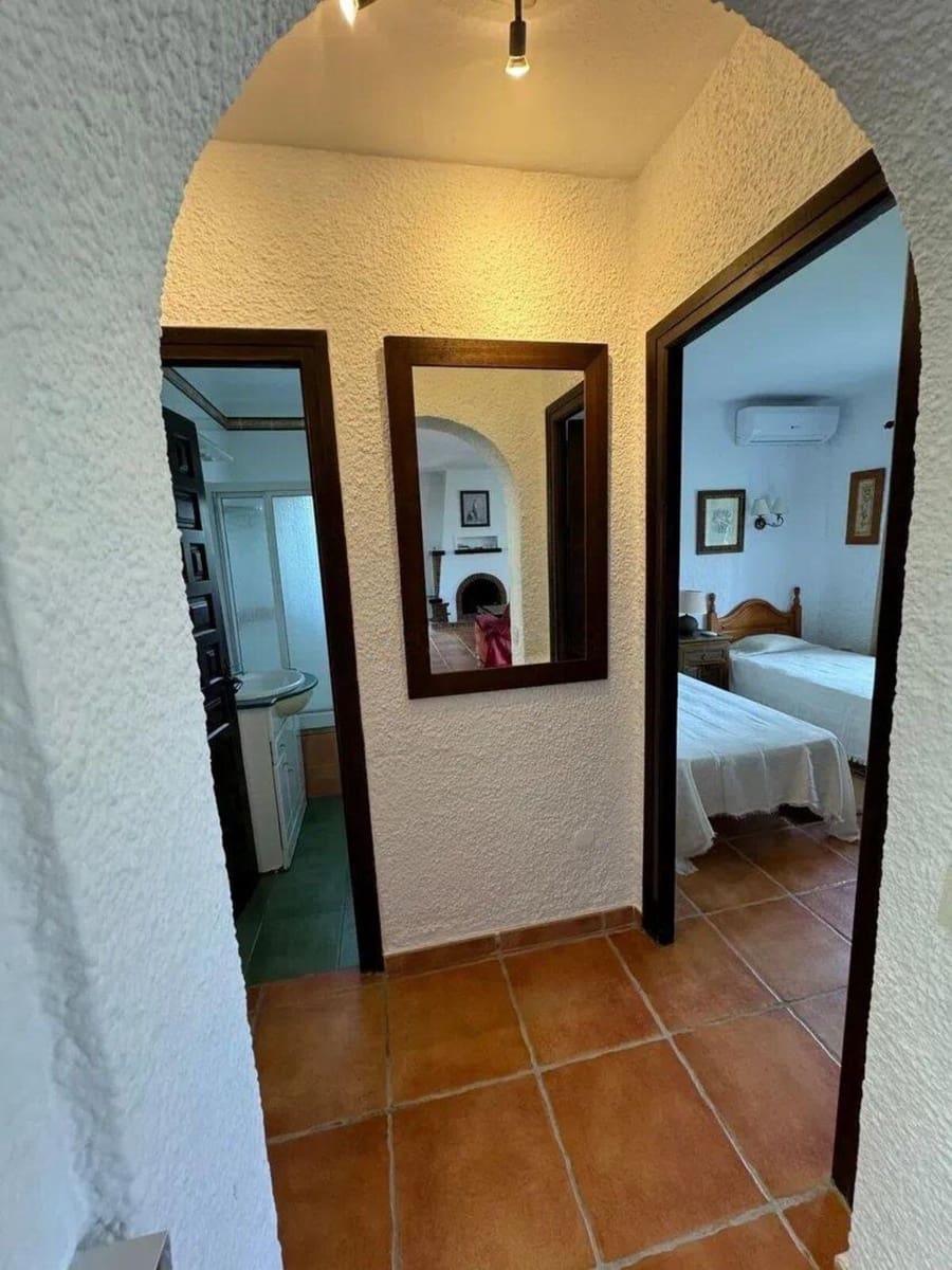 3 soverom Villa til salgs i Estepona med garasje - € 1 050 000 (Ref: 10143221)
