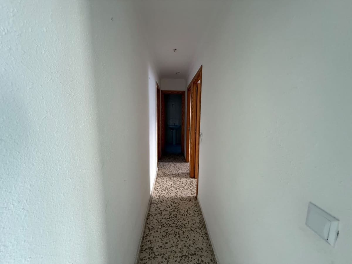 3 bedroom Apartment for sale in Estepona - € 292,000 (Ref: 10143230)
