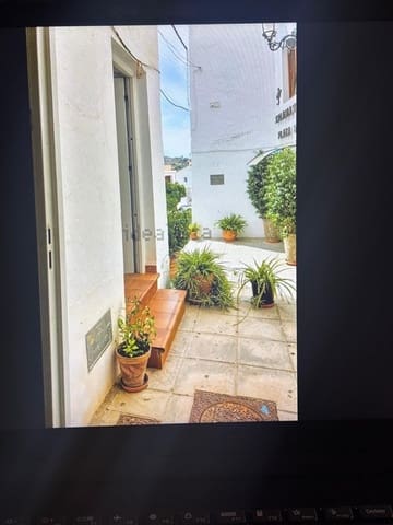 7 quarto Moradia para venda em Cómpeta com garagem - 218 000 € (Ref: 10143235)