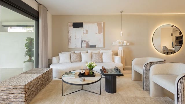 2 slaapkamer Appartement te koop in Guadalobón, Estepona met zwembad garage - € 530.000 (Ref: 10143240)