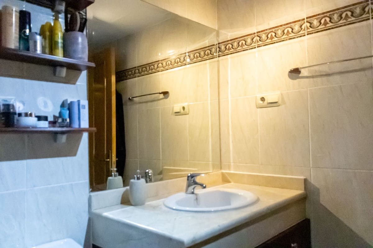 2 soveværelse Lejlighed til salg i Benalmadena med swimmingpool garage - € 330.000 (Ref: 10143241)