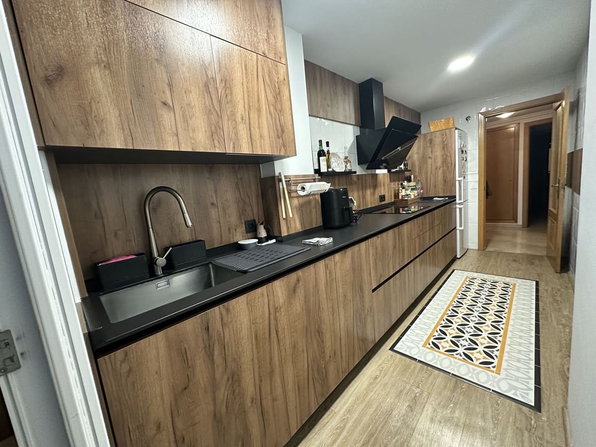 2 soveværelse Lejlighed til salg i Benalmadena med swimmingpool garage - € 330.000 (Ref: 10143241)