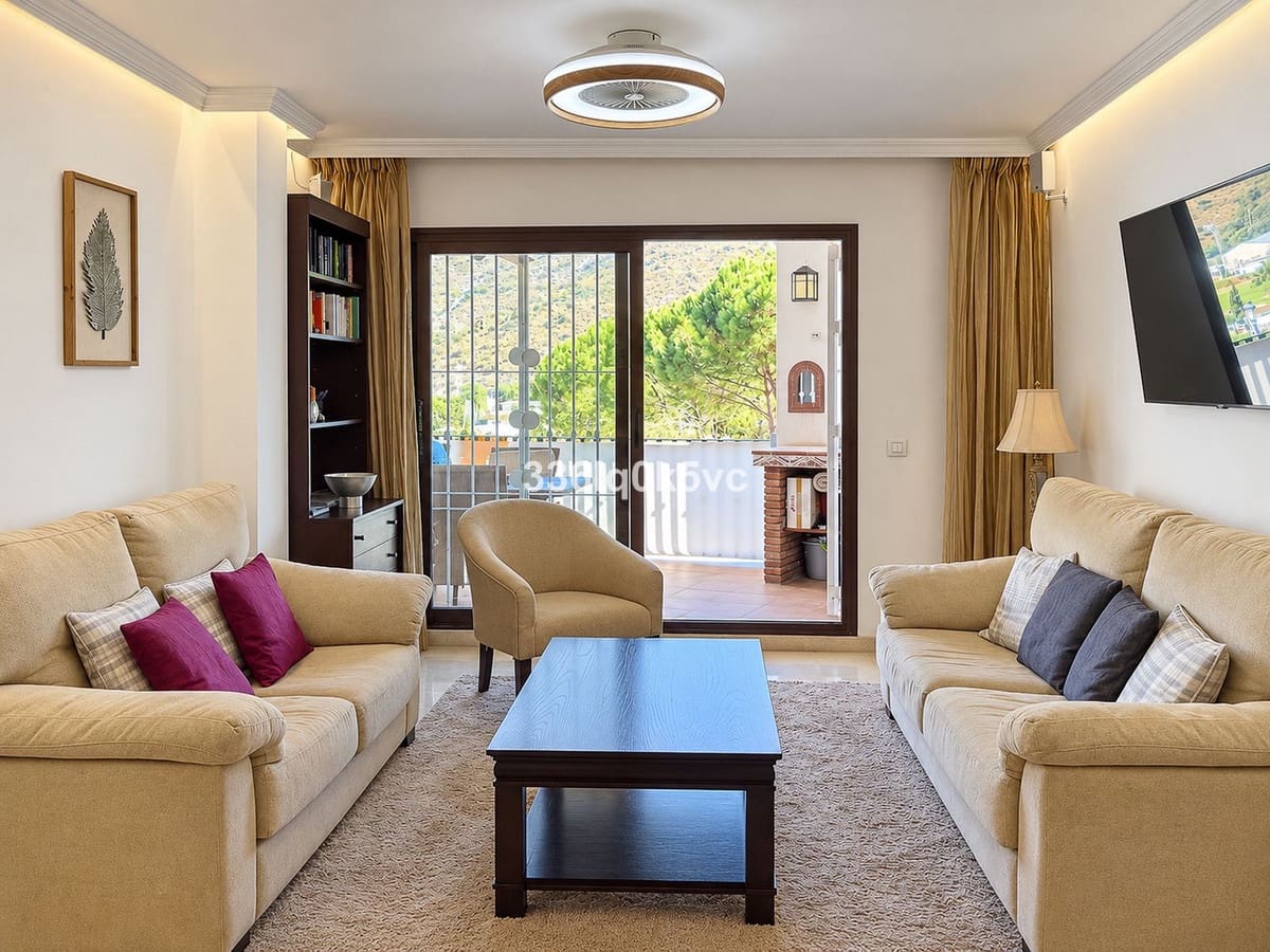 Apartamento de 2 habitaciones en Benahavís en venta con garaje - 350.000 € (Ref: 10143242)