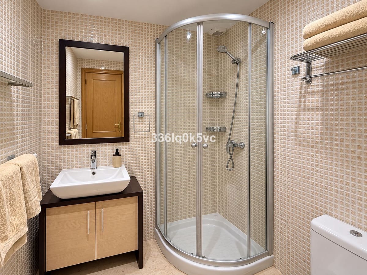 Apartamento de 2 habitaciones en Benahavís en venta con garaje - 350.000 € (Ref: 10143242)