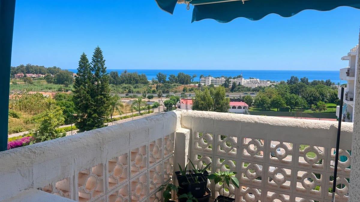 3 quarto Apartamento para venda em Guadalmansa com piscina - 330 000 € (Ref: 10143244)