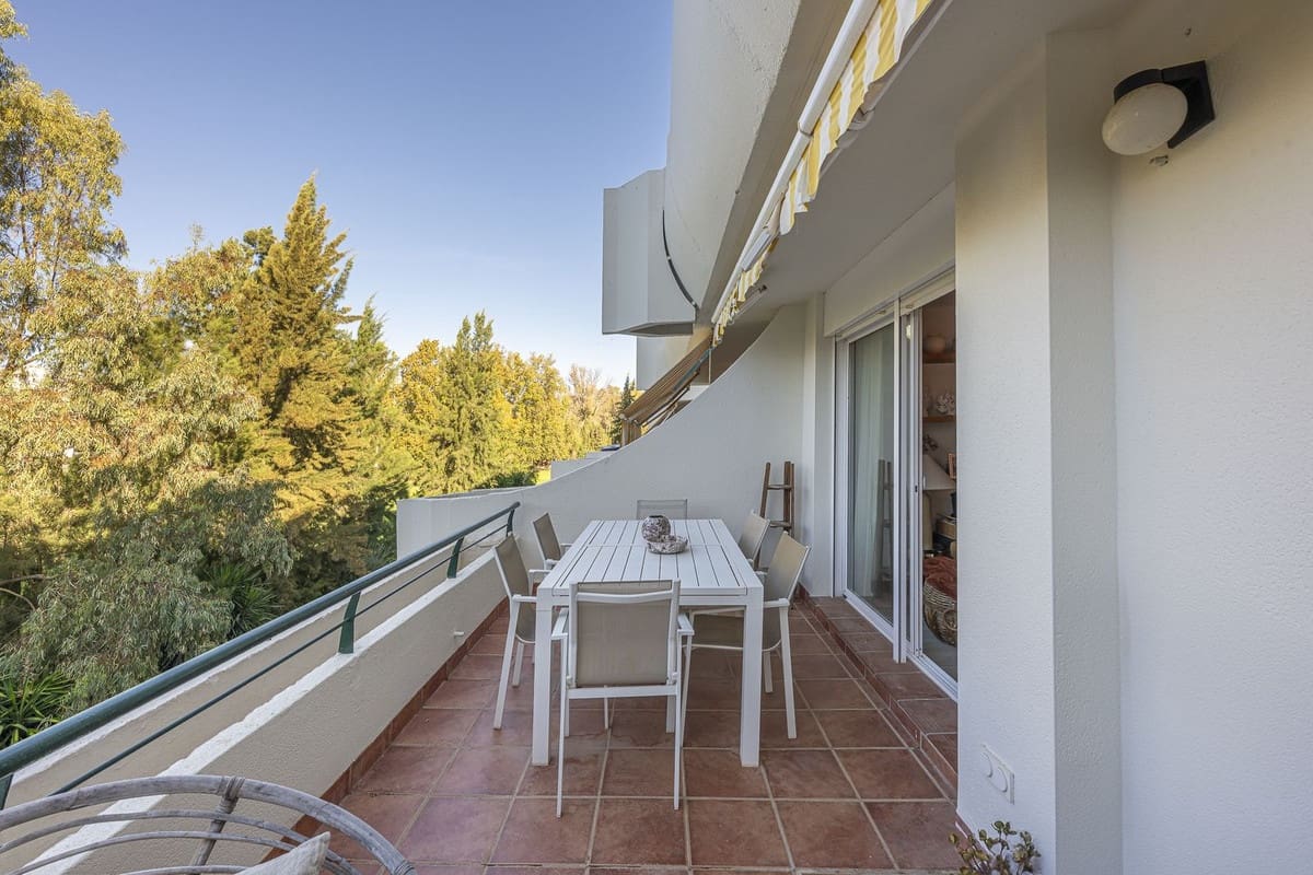 Apartamento de 2 habitaciones en Guadalmina en venta con piscina garaje - 460.000 € (Ref: 10143251)