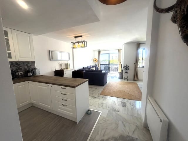 2 bedroom Apartment for sale in El Paraiso, Estepona with pool garage - € 342,000 (Ref: 10143306)