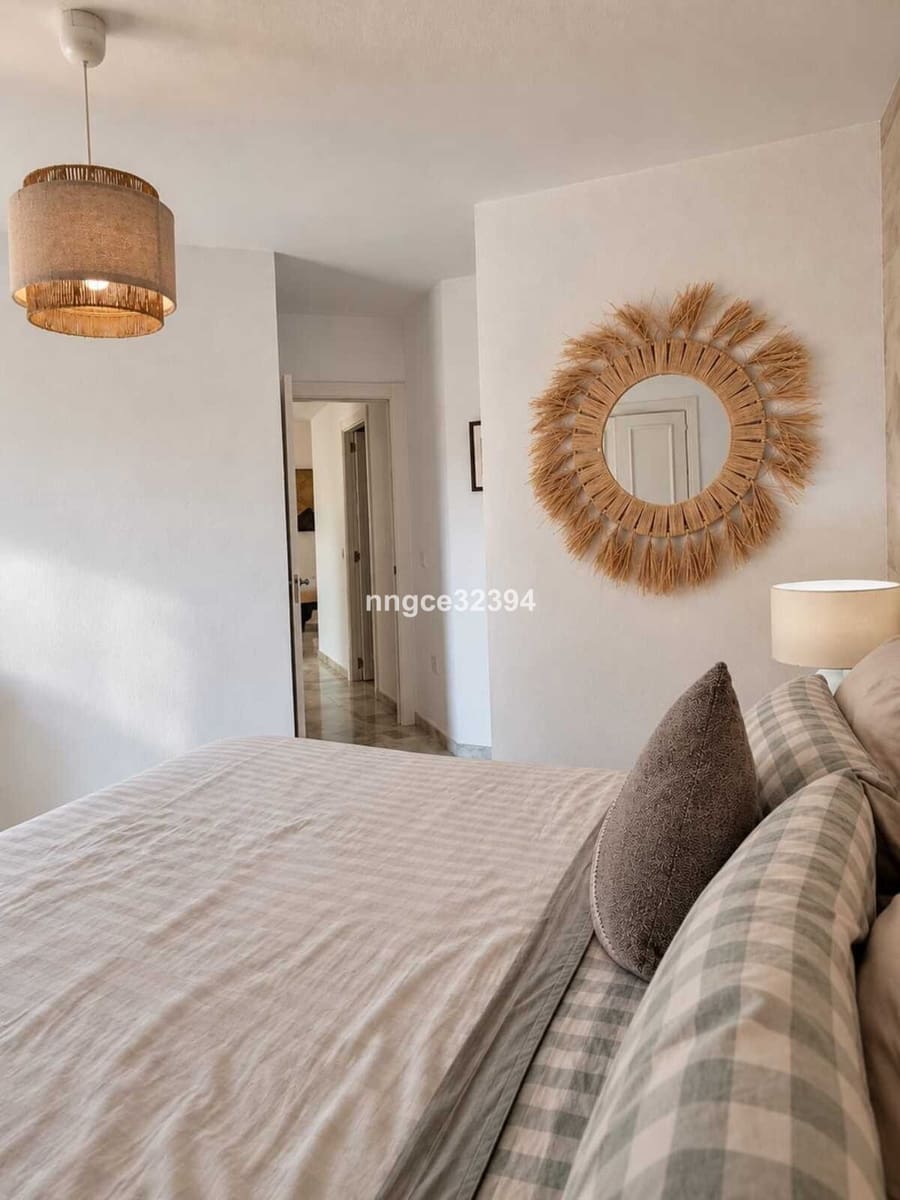 2 slaapkamer Appartement te koop in New Golden Mile met zwembad garage - € 359.000 (Ref: 10143307)