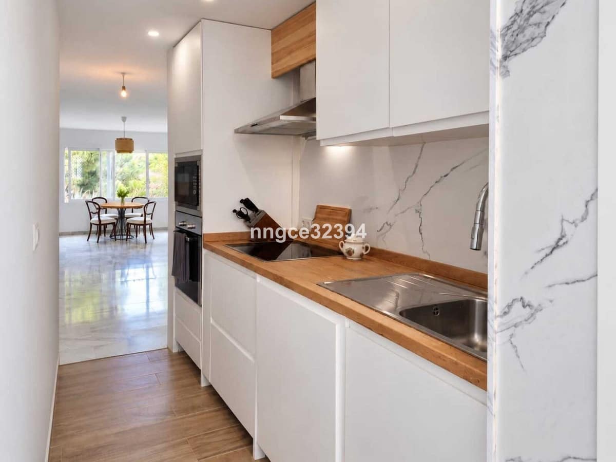 2 slaapkamer Appartement te koop in New Golden Mile met zwembad garage - € 359.000 (Ref: 10143307)