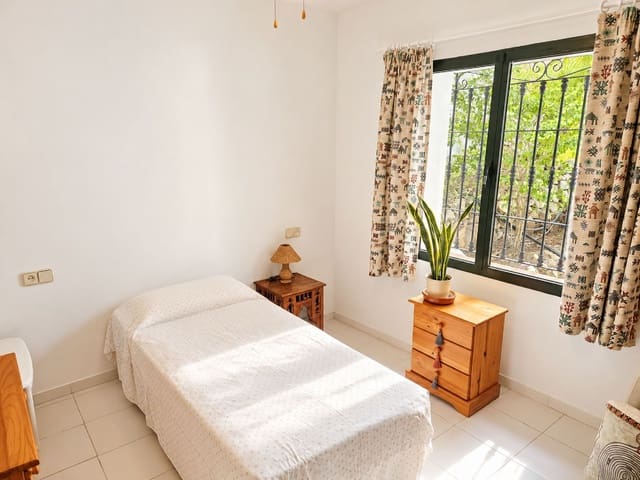 2 slaapkamer Appartement te koop in Riviera del Sol, Mijas met zwembad - € 335.000 (Ref: 10143311)