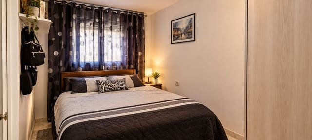 3 chambre Appartement à vendre à Huerta Nueva, Estepona avec piscine garage - 392 000 € (Ref: 10143324)